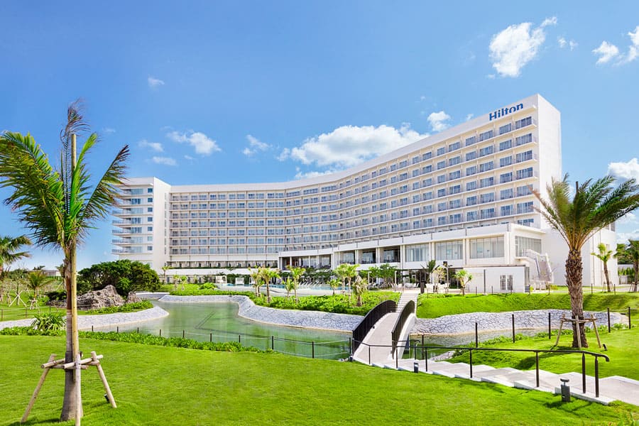 世界的ブランドのヒルトンを満喫／リゾートエリアと那覇の組合せOK！