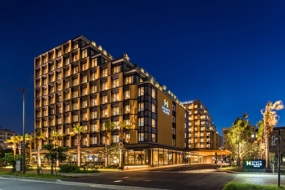 ハイアットプレイス東京ベイ 1泊2日 東京ディズニーリゾート R まで無料送迎バスあり 長崎発ジェットスター利用 ハイアットプレイス東京ベイ 2 日間 新浦安駅より無料シャトルバスで約8分 最大4名様まで同室可能でファミリーにもオススメのアーバンリゾート