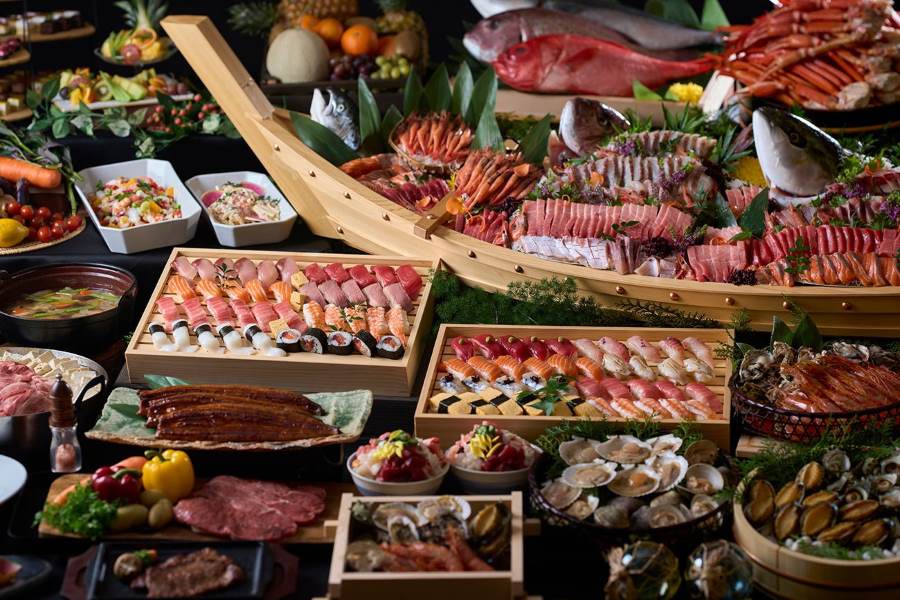 大江戸温泉Premium 白浜彩朝楽の和歌山名物の海鮮や焼きたてグルメが並ぶPremiumバイキング