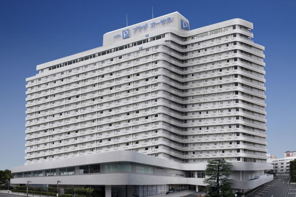 ホテルプラザオーサカの外観